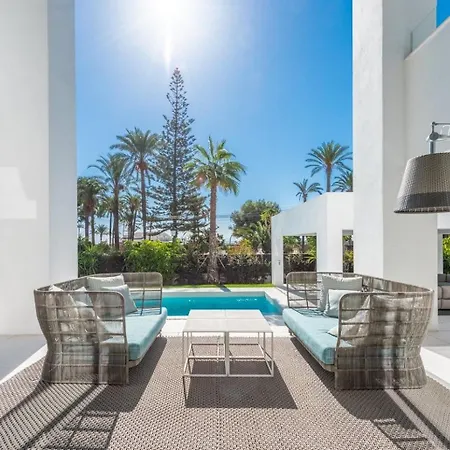 Holiday home Excepcional Cerca Playa De Cortijo Blanco Marbella